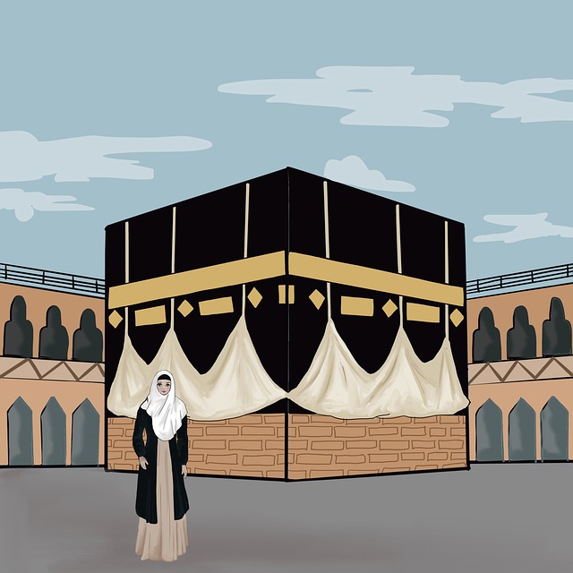 wanita berdiri di depan kabah(Zubeyde Tasel dari Pixabay)