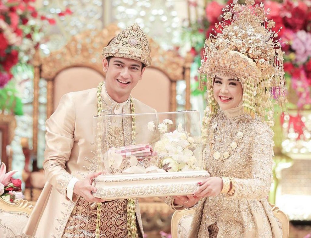 Melaksanakan Sunah Rasul (Foto kreditpintar.com)