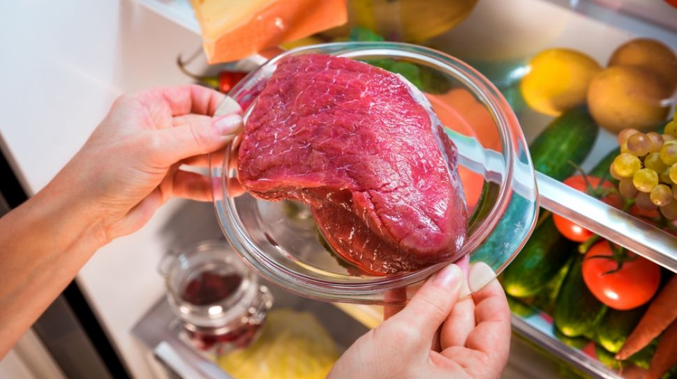 Hukum menyimpan daging qurban. (Foto Elemen Envato)
