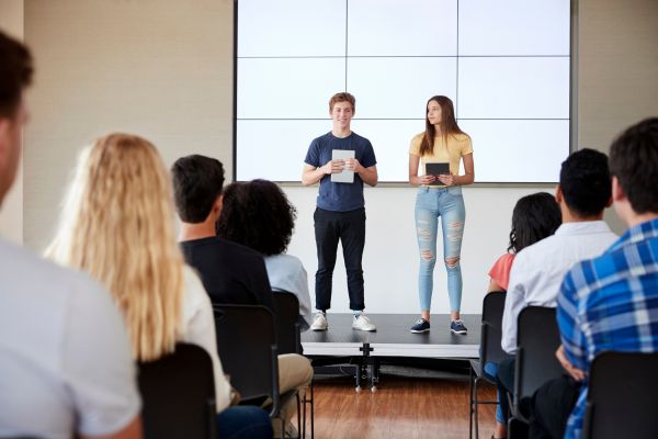 Belajar public speaking di sekolah
